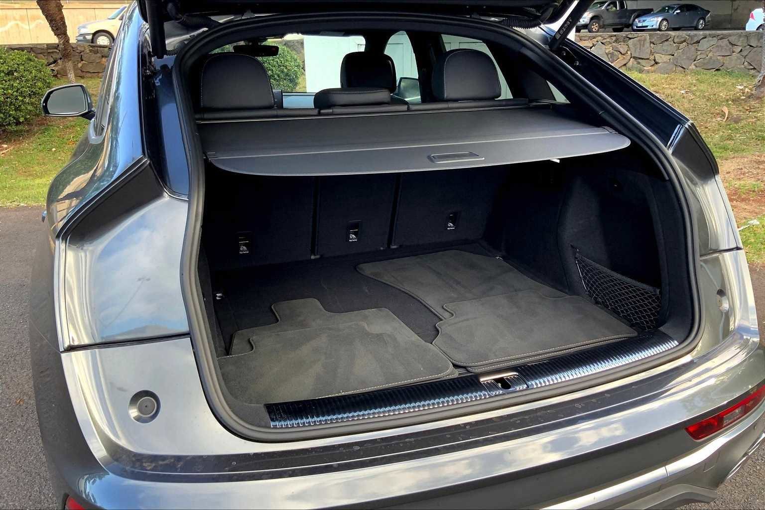 Used 2022 Audi SQ5 Premium image 20