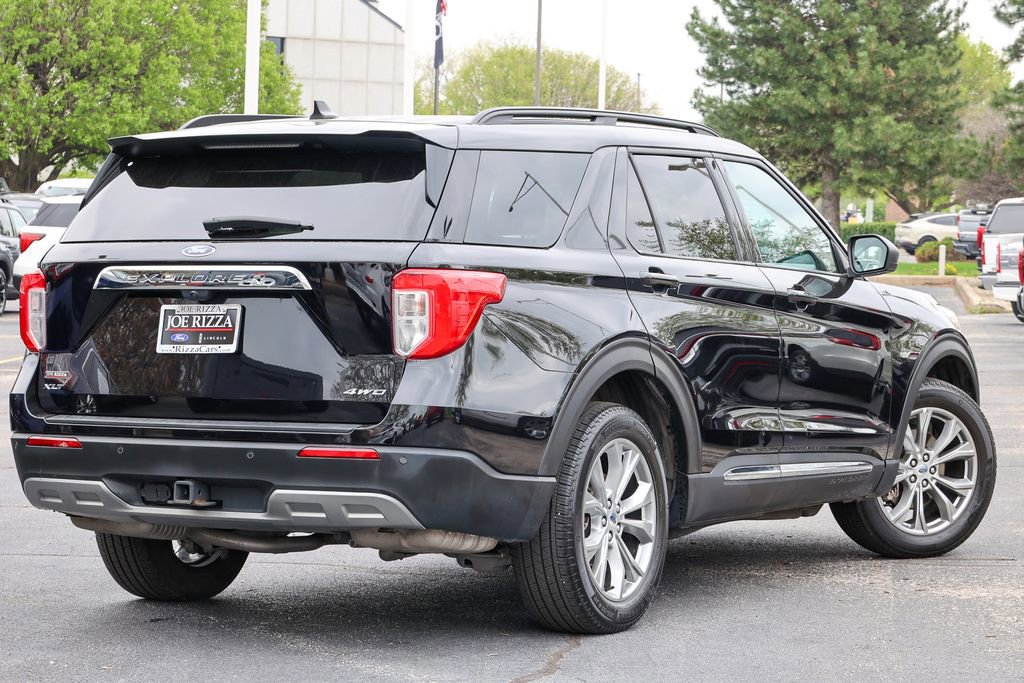 Certified 2023 Ford Explorer XLT w/ Equipment Group 202A AWD/4WD image 10