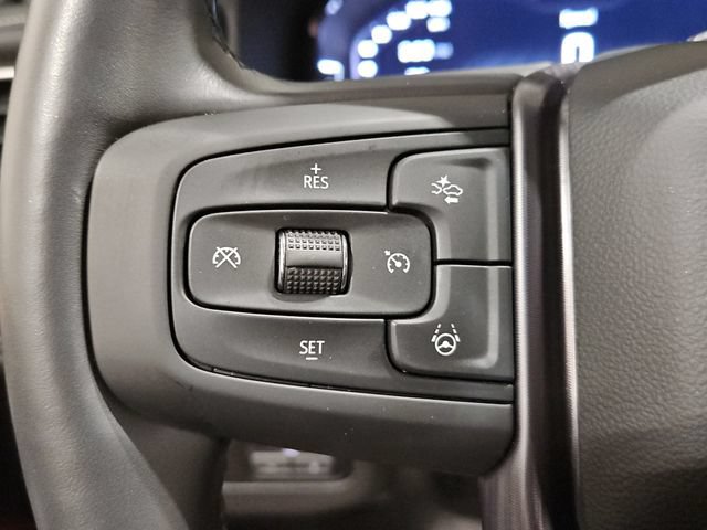 Used 2024 GMC Yukon XL Denali Ultimate AWD/4WD image 32