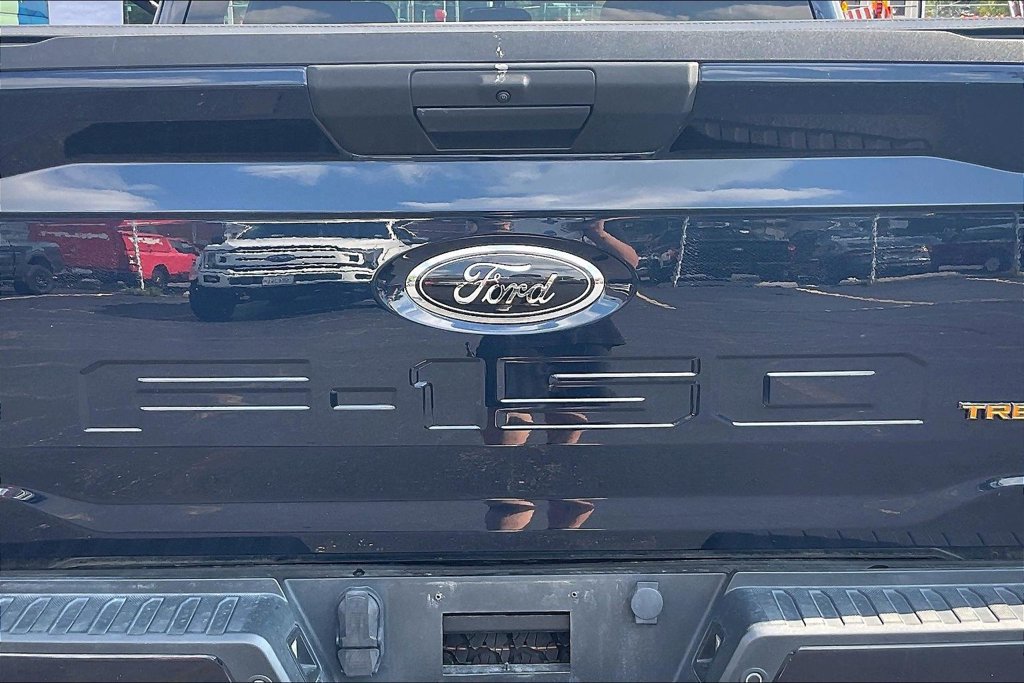 Certified 2022 Ford F150 Tremor w/ Trailer Tow Package AWD/4WD image 31