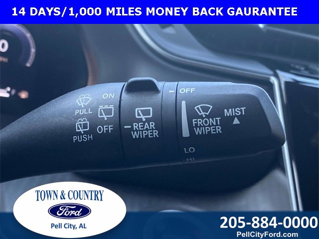 Used 2024 Jeep Grand Cherokee Laredo X image 26