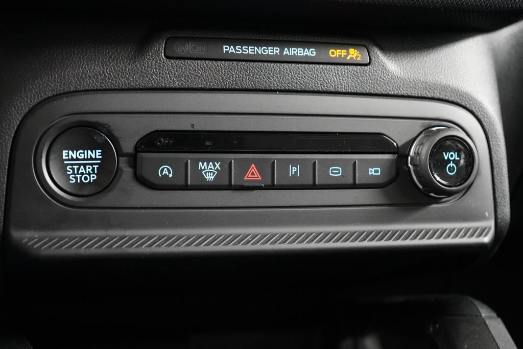 Certified 2025 Ford Bronco Sport Badlands AWD/4WD image 19