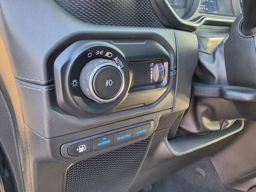 Used 2024 Jeep Wrangler Unlimited Rubicon 4xe image 13