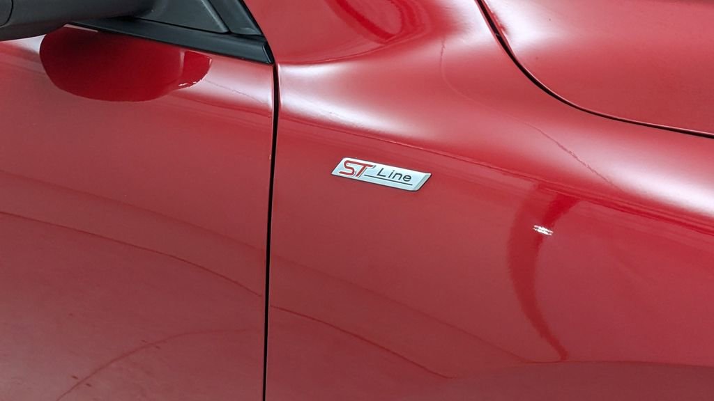 Certified 2025 Ford Escape ST-Line Elite image 40