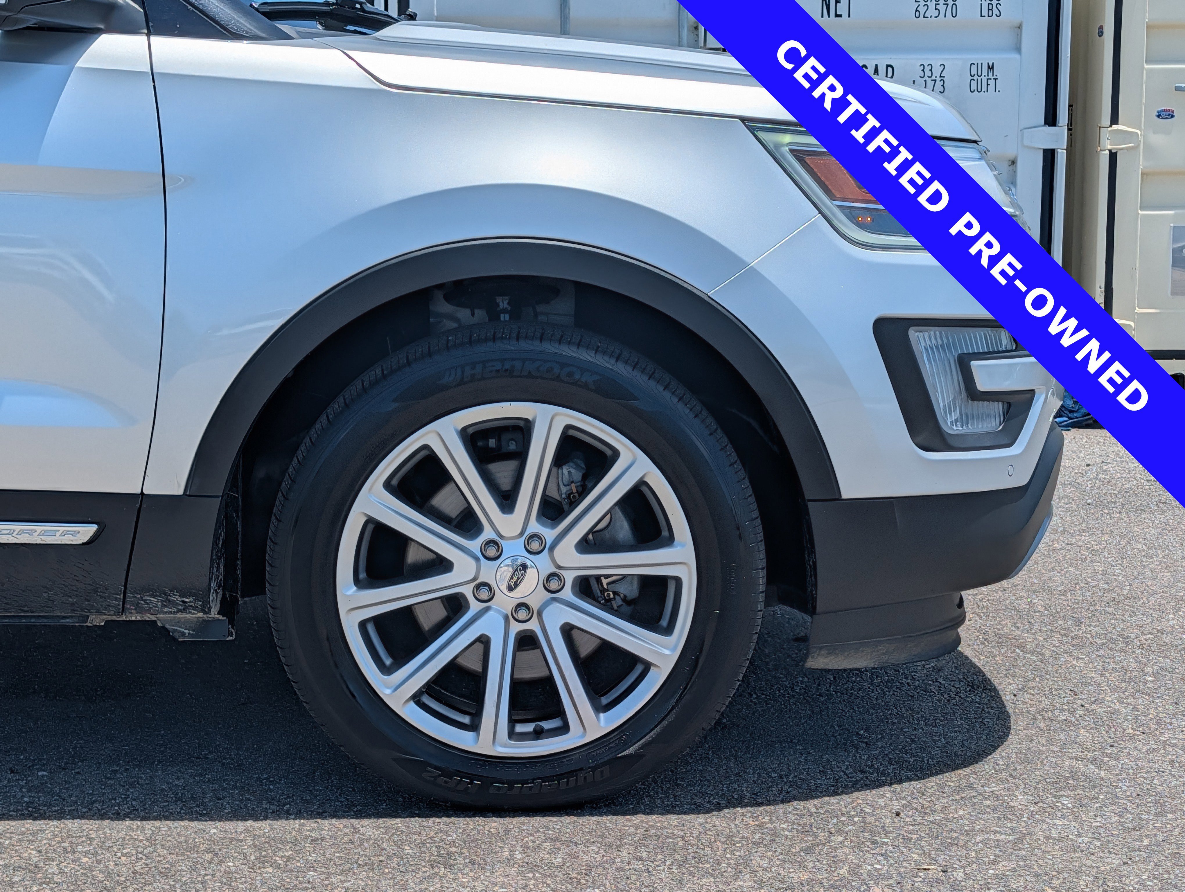 Certified 2017 Ford Explorer Limited AWD/4WD image 11
