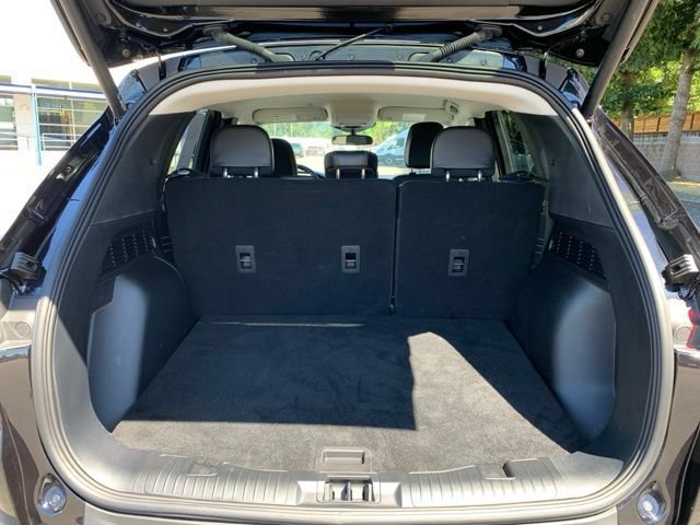 Certified 2025 Ford Escape SE FWD image 6