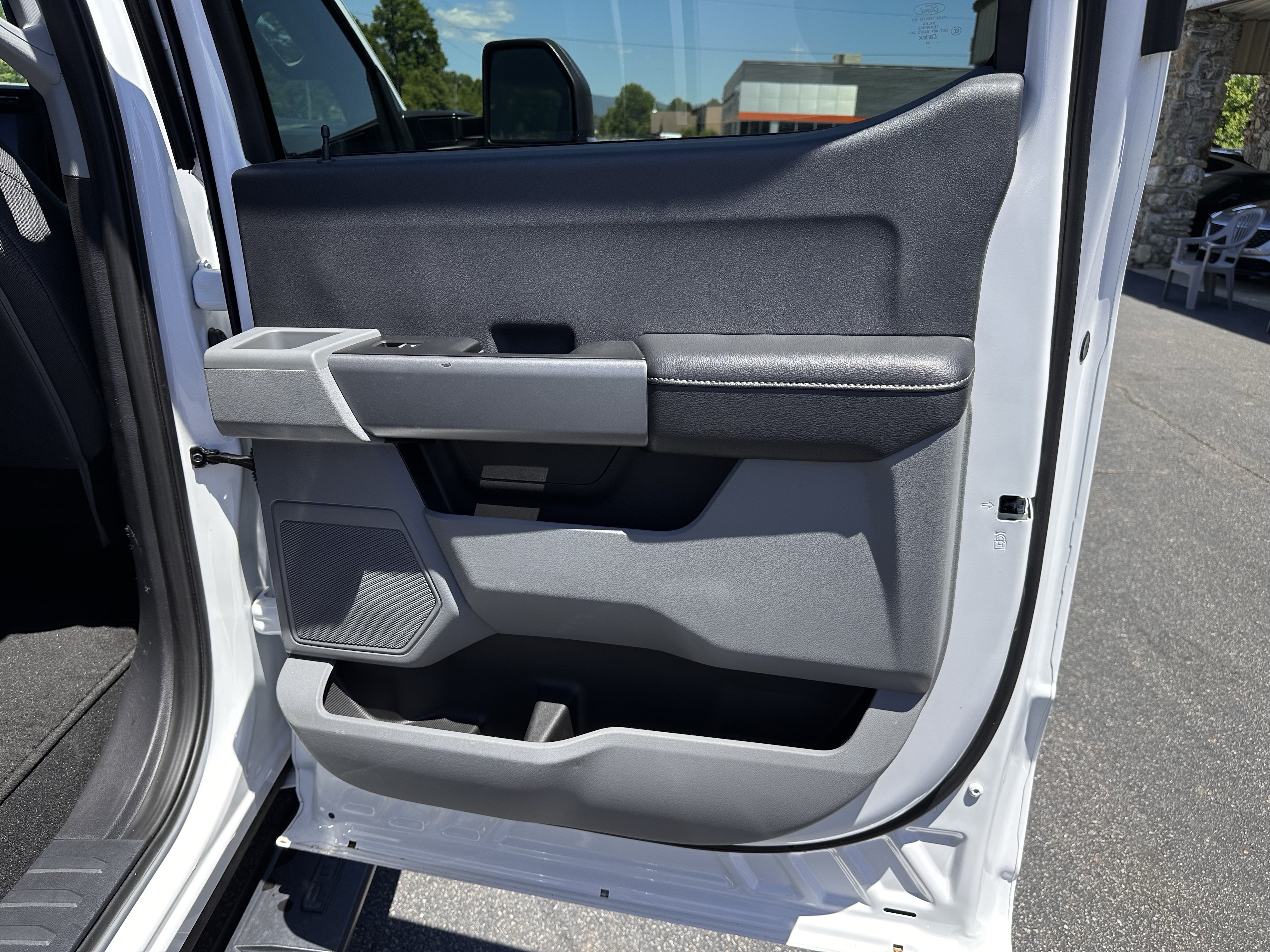 Certified 2024 Ford F250 XL w/ STX Appearance Package AWD/4WD image 16