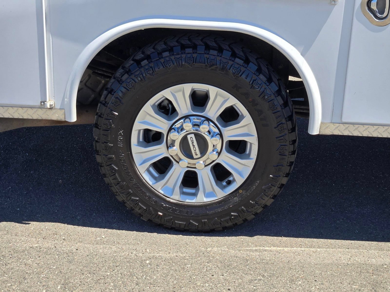 Certified 2021 Ford F250 XL w/ STX Appearance Package RWD image 10