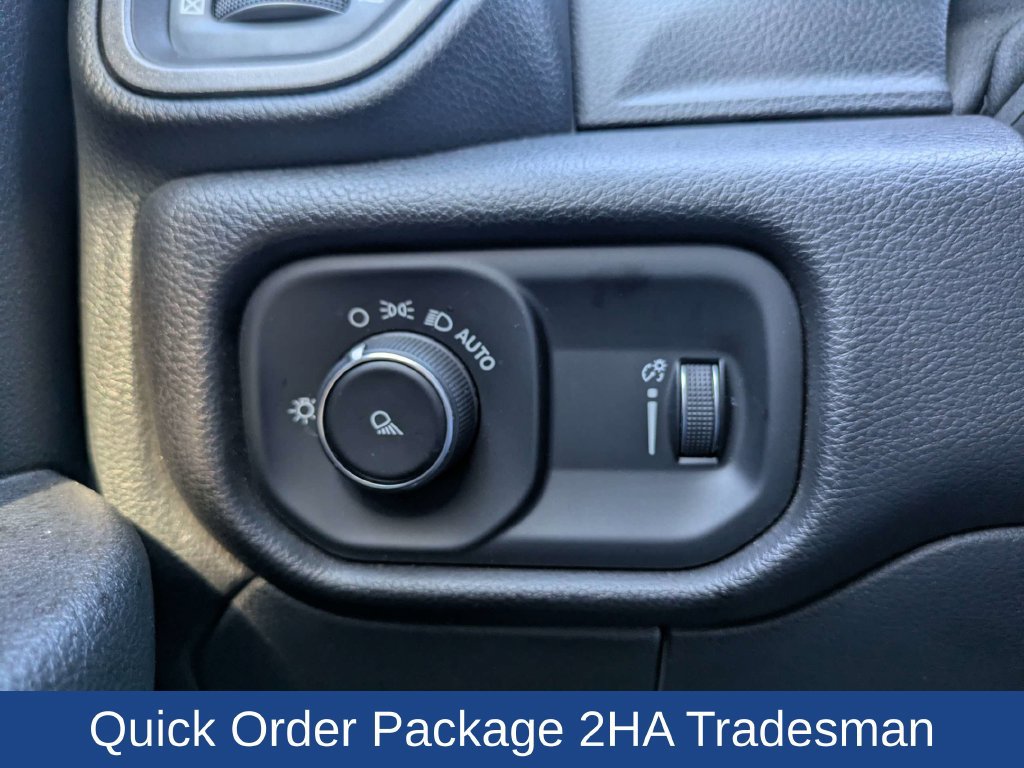 Used 2022 RAM 2500 Tradesman AWD/4WD image 25