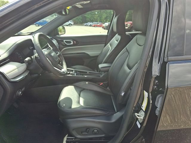Used 2024 Jeep Compass Limited AWD/4WD image 13