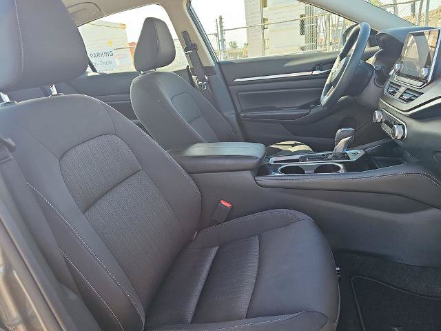 Used 2023 Nissan Altima 2.5 SV FWD image 10