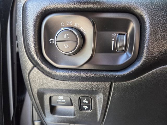 Used 2020 RAM 1500 Big Horn AWD/4WD image 23