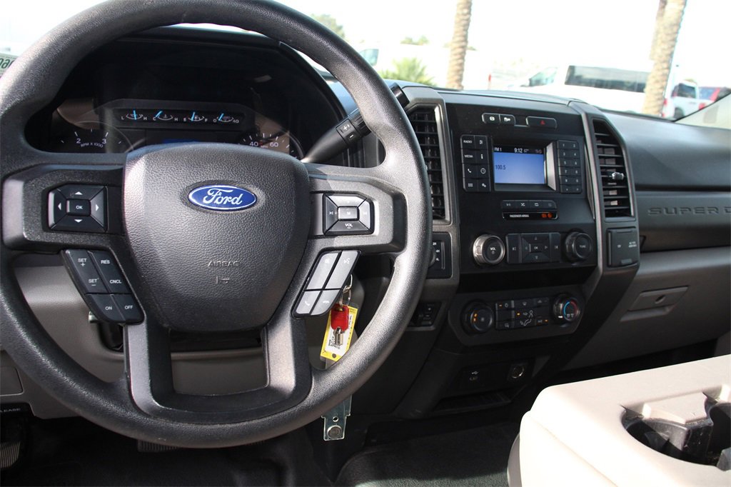 Certified 2020 Ford F450 XL w/ Power Equipment Group image 21