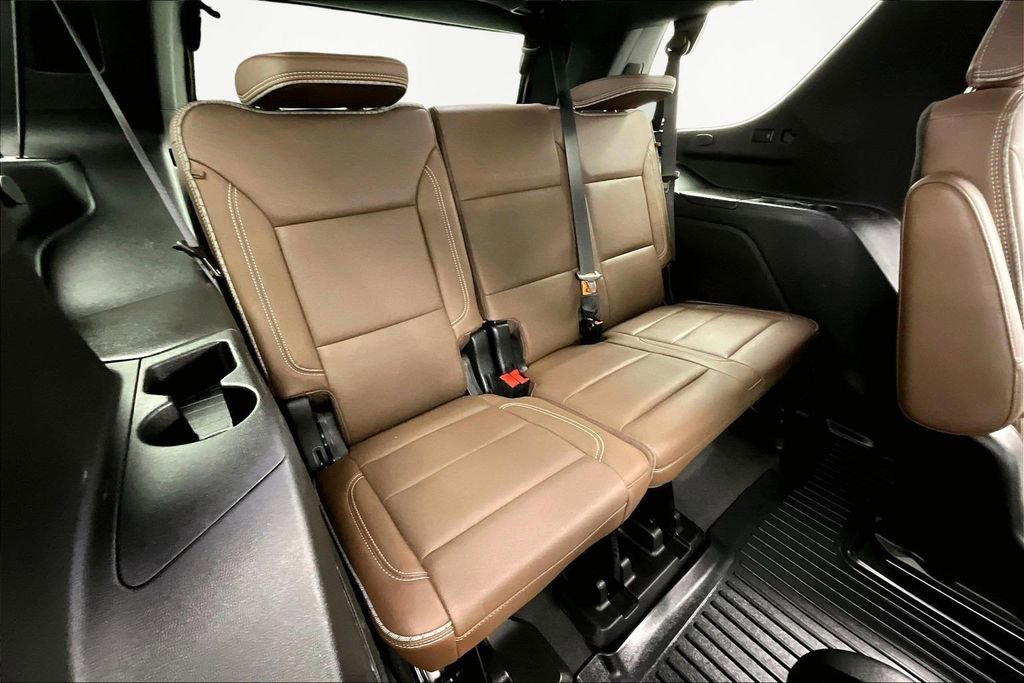 Used 2024 Chevrolet Tahoe High Country image 28