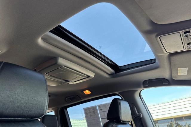 Used 2024 Honda Odyssey Touring image 14