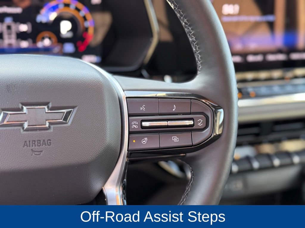 Used 2025 Chevrolet Colorado ZR2 w/ Technology Package image 15