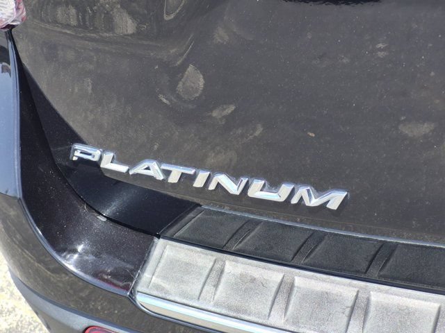 Certified 2020 Ford Explorer Platinum w/ Premium Technology Package AWD/4WD image 8
