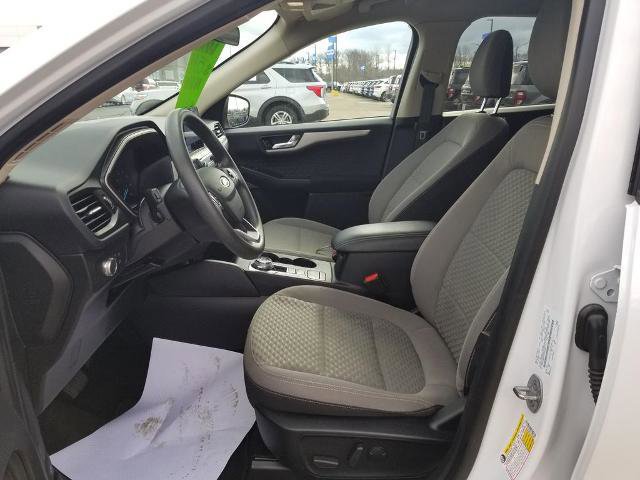 Certified 2020 Ford Escape SE image 12