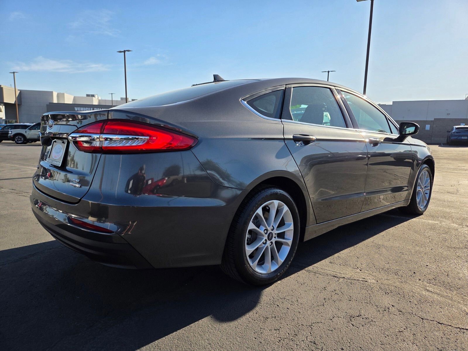 Certified 2020 Ford Fusion SE image 5