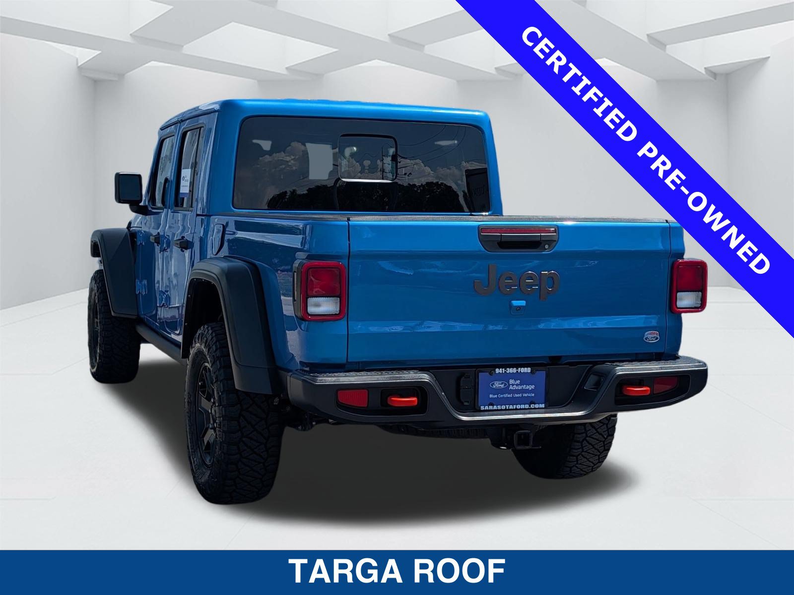 Used 2023 Jeep Gladiator Mojave w/ Cold Weather Group AWD/4WD image 6