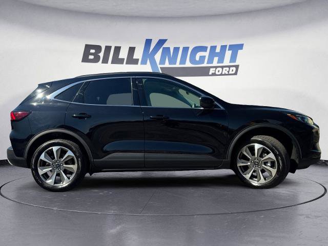 Certified 2025 Ford Escape Platinum w/ Premium Technology Package image 6