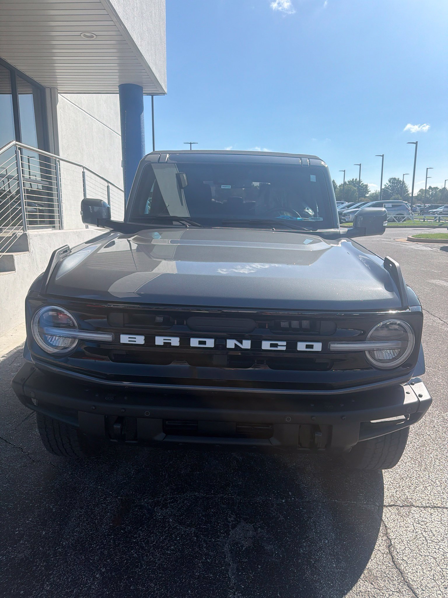 Certified 2022 Ford Bronco Outer Banks AWD/4WD image 2
