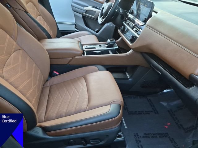 Used 2025 Nissan Pathfinder Platinum w/ Cargo Package FWD image 37
