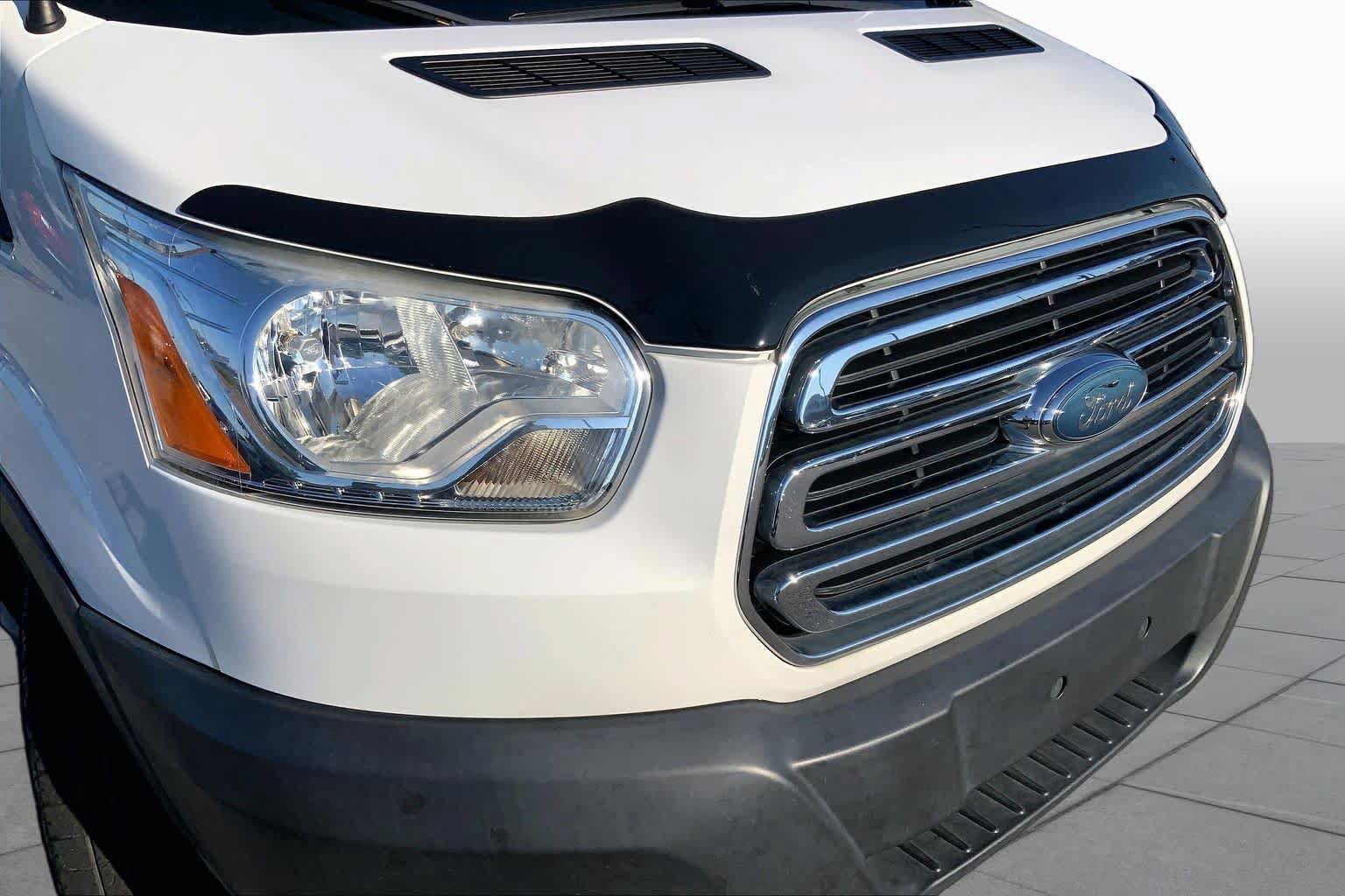 Certified 2019 Ford Transit 350 XLT RWD image 27