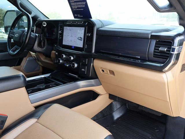 Certified 2023 Ford F250 Lariat w/ Sport Appearance Package image 17