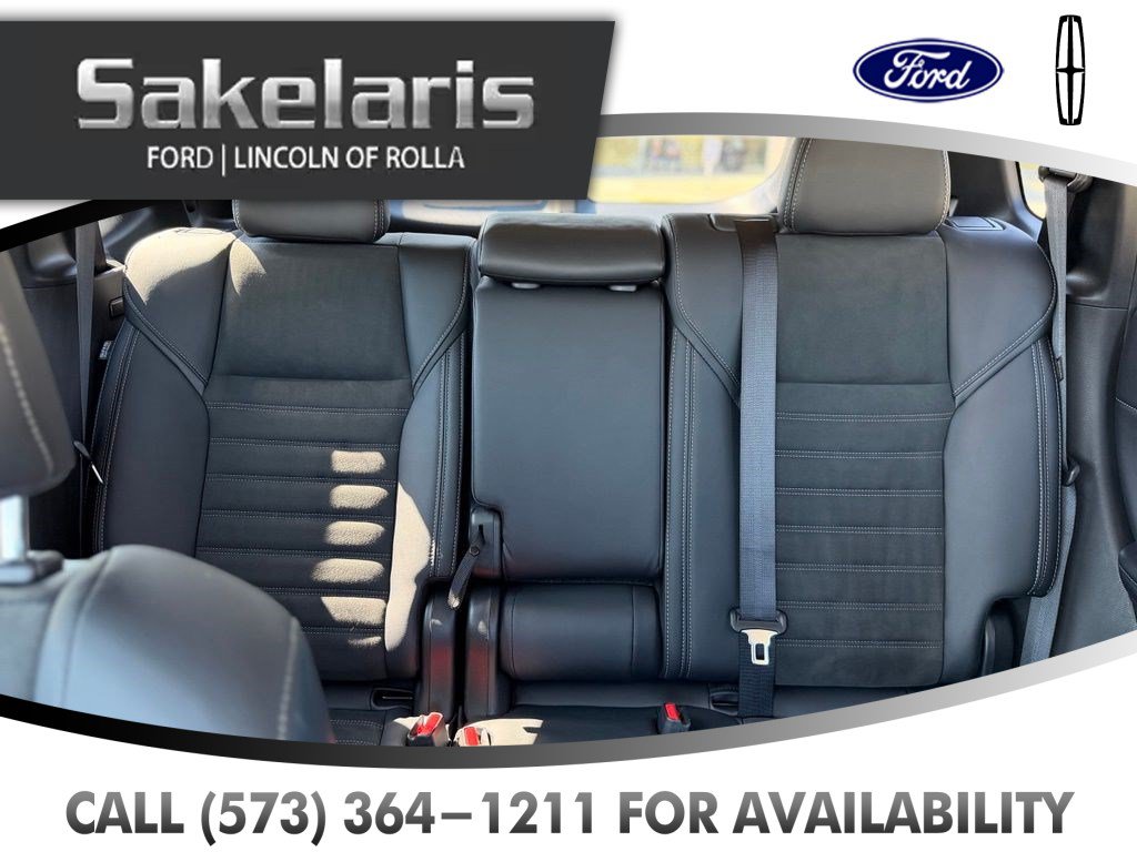 Used 2025 Mitsubishi Outlander AWD image 29