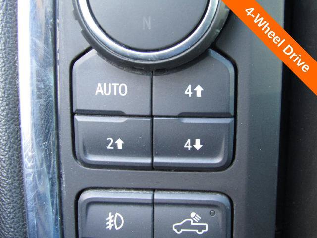 Used 2023 Chevrolet Silverado 2500 LTZ AWD/4WD image 14