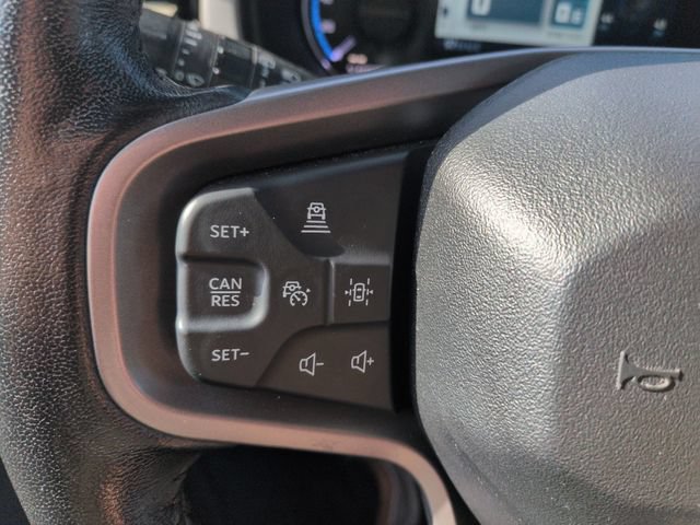 Certified 2022 Ford Bronco Outer Banks w/ Sasquatch Package AWD/4WD image 32