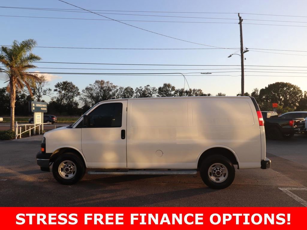 Used 2024 GMC Savana 2500 w/ Driver Convenience Package image 2