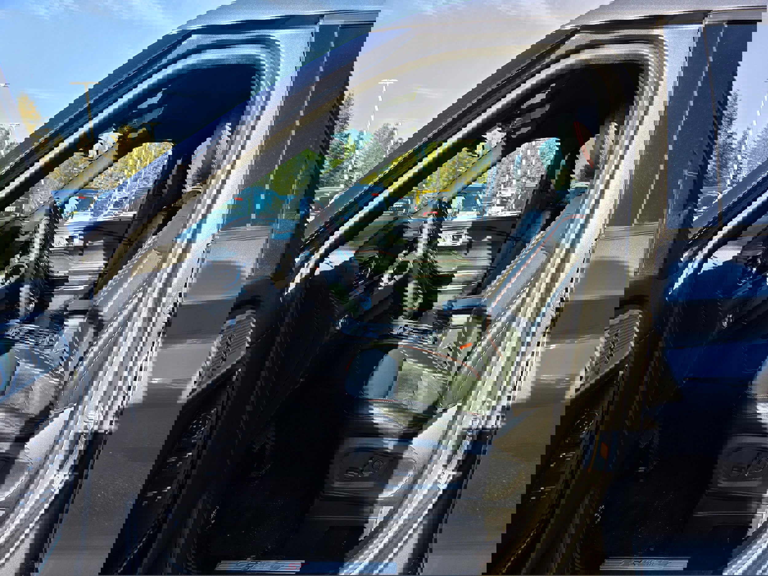 Certified 2022 Ford Explorer ST-Line image 19