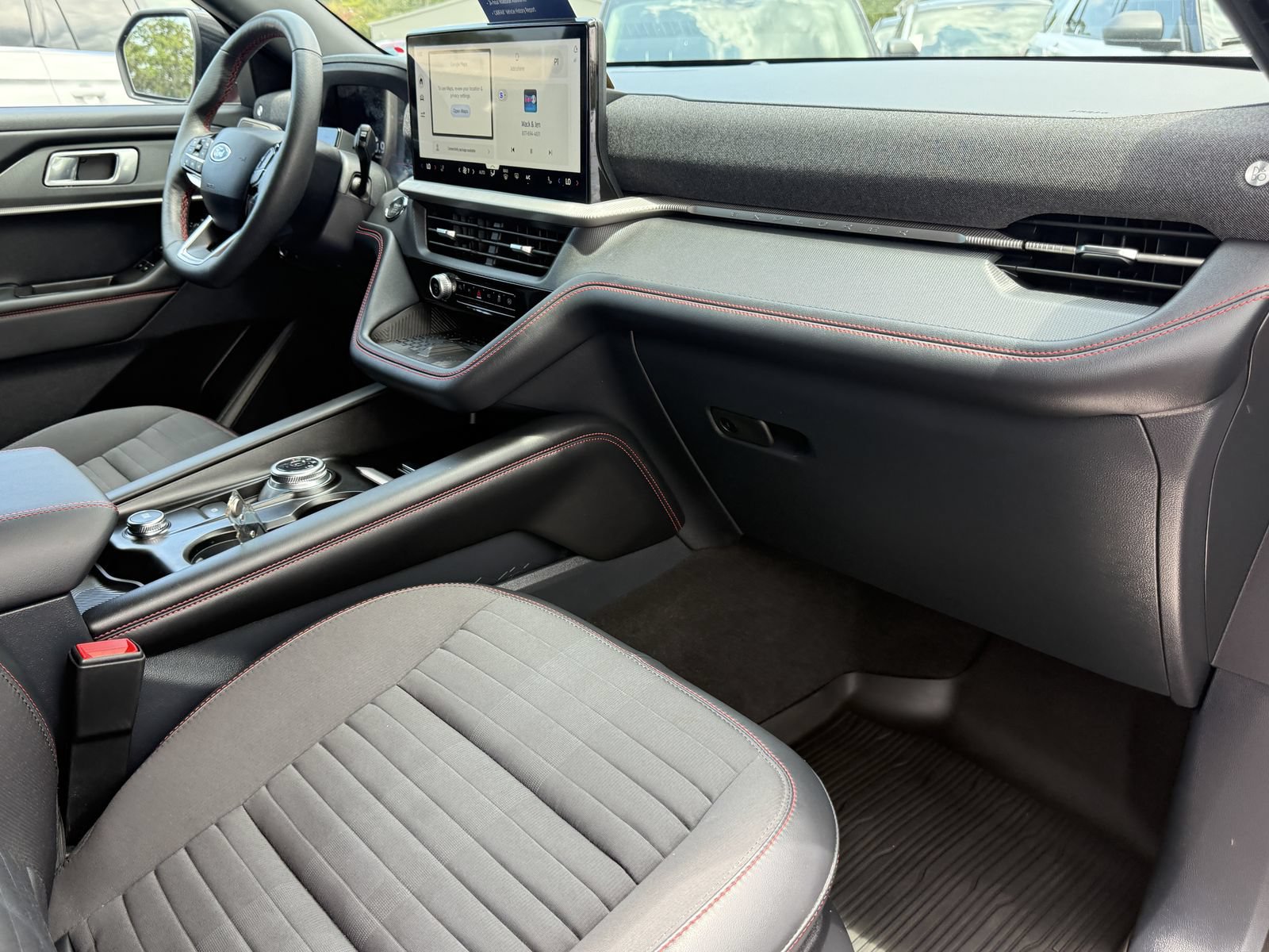 Certified 2025 Ford Explorer ST-Line w/ Premium Package RWD image 15
