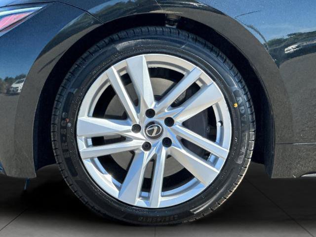 Used 2023 Lexus IS 300 w/ Comfort Package RWD image 23