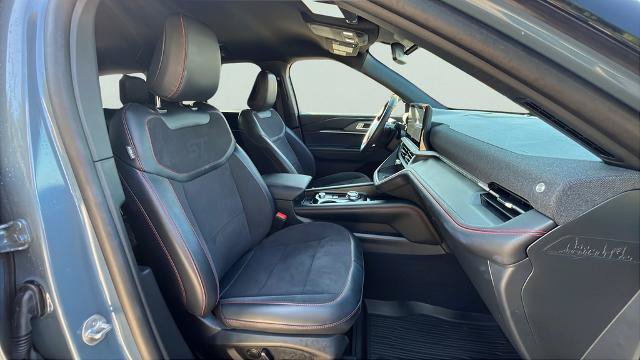 Certified 2025 Ford Explorer ST AWD/4WD image 22
