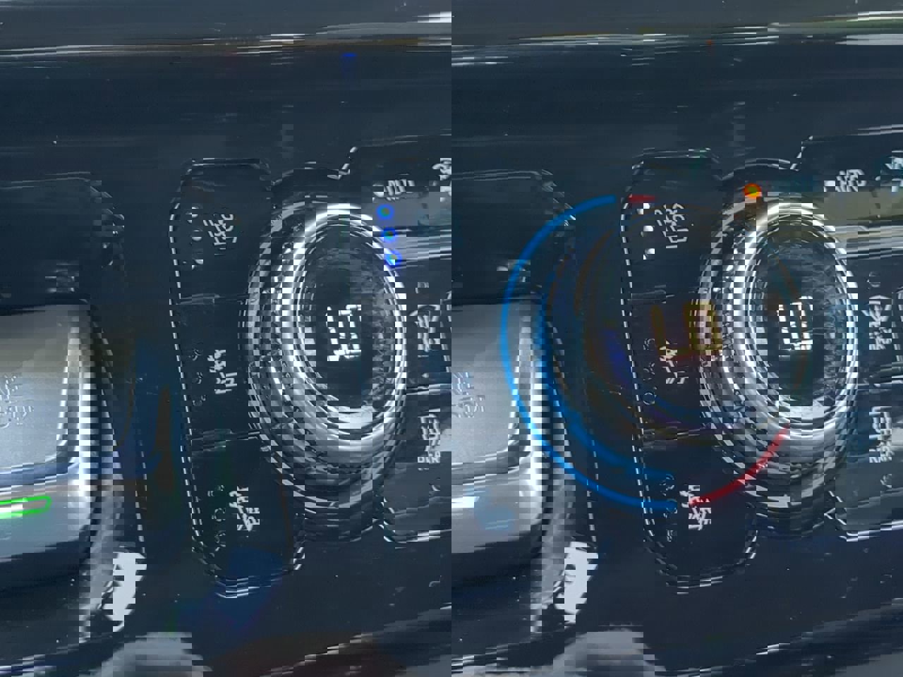 Used 2024 GMC Sierra 1500 AT4X image 22