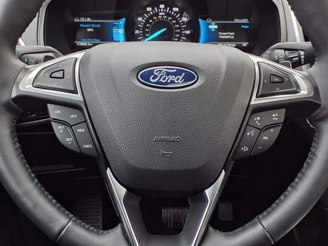 Certified 2024 Ford Edge Titanium w/ Class II Trailer Tow Package image 17