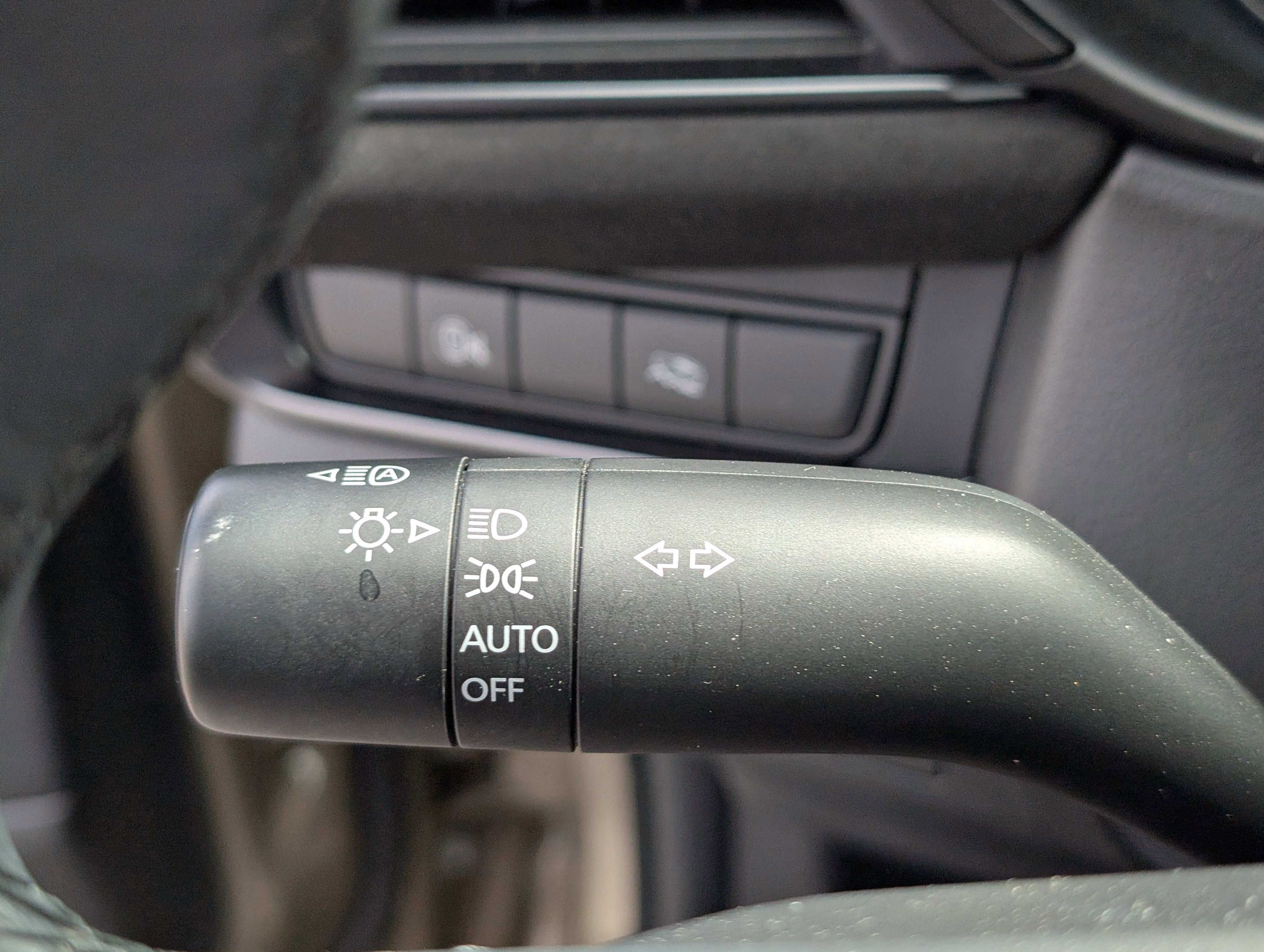 Used 2024 MAZDA CX-30 Carbon image 24