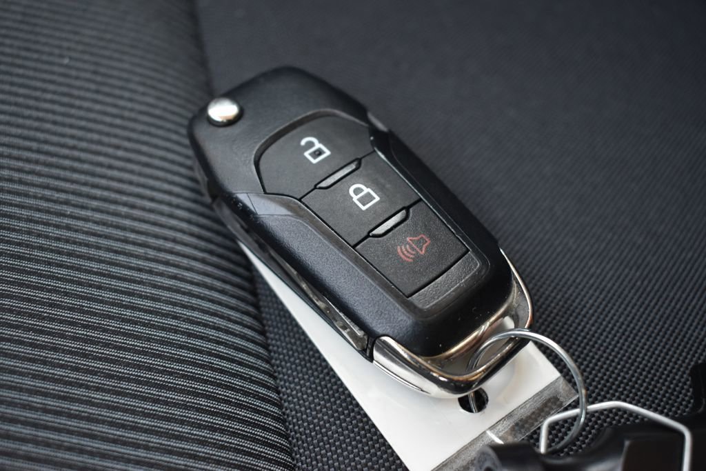 Certified 2022 Ford Maverick XL image 14