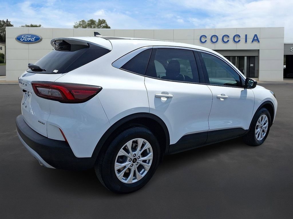 Certified 2023 Ford Escape Active AWD/4WD image 4