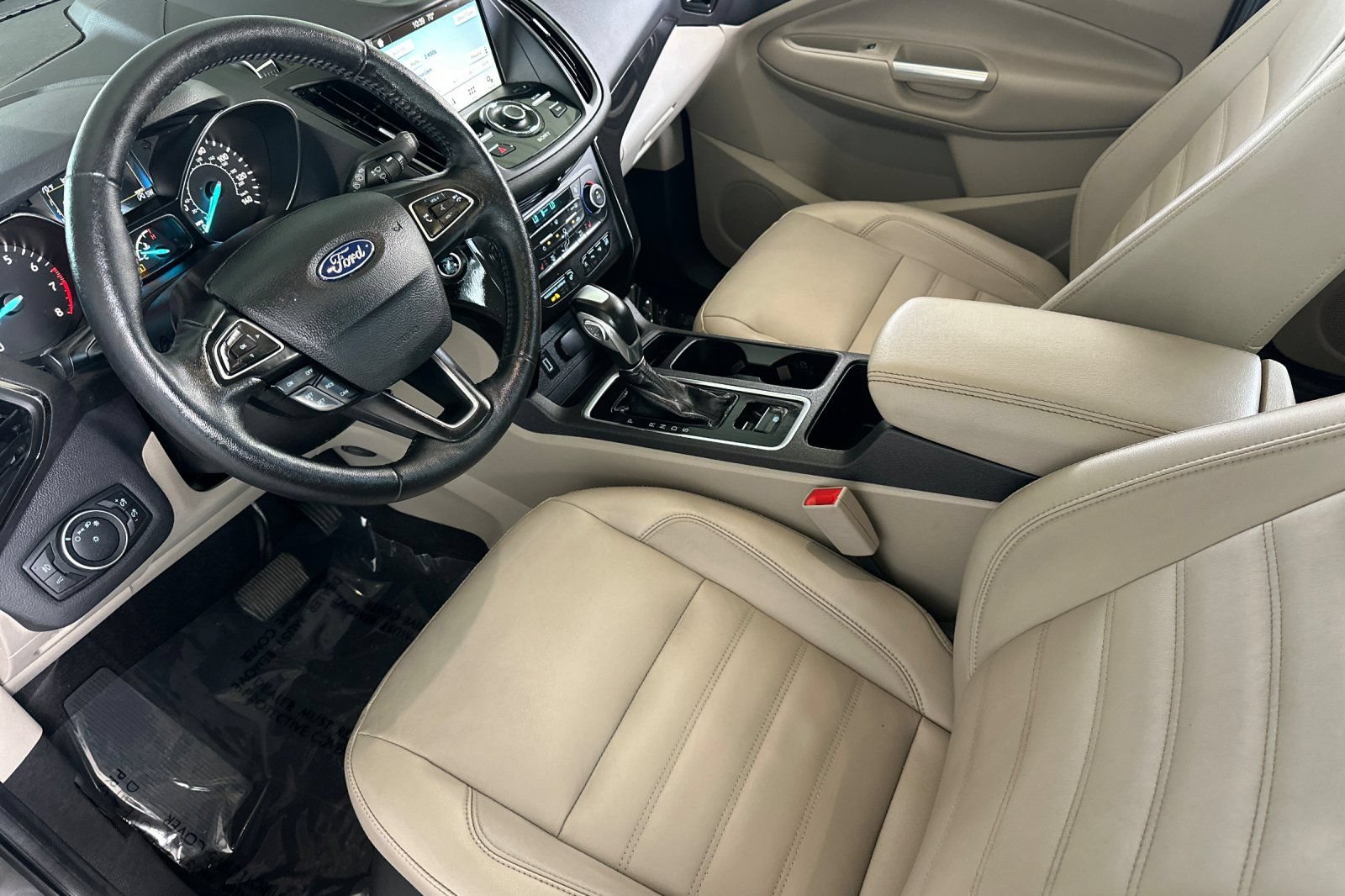 Certified 2018 Ford Escape Titanium FWD image 10
