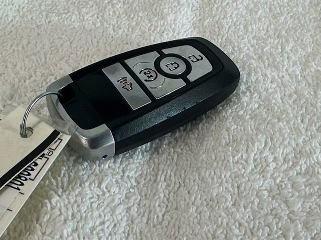 Certified 2022 Ford Maverick Lariat w/ Lariat Luxury Package image 29