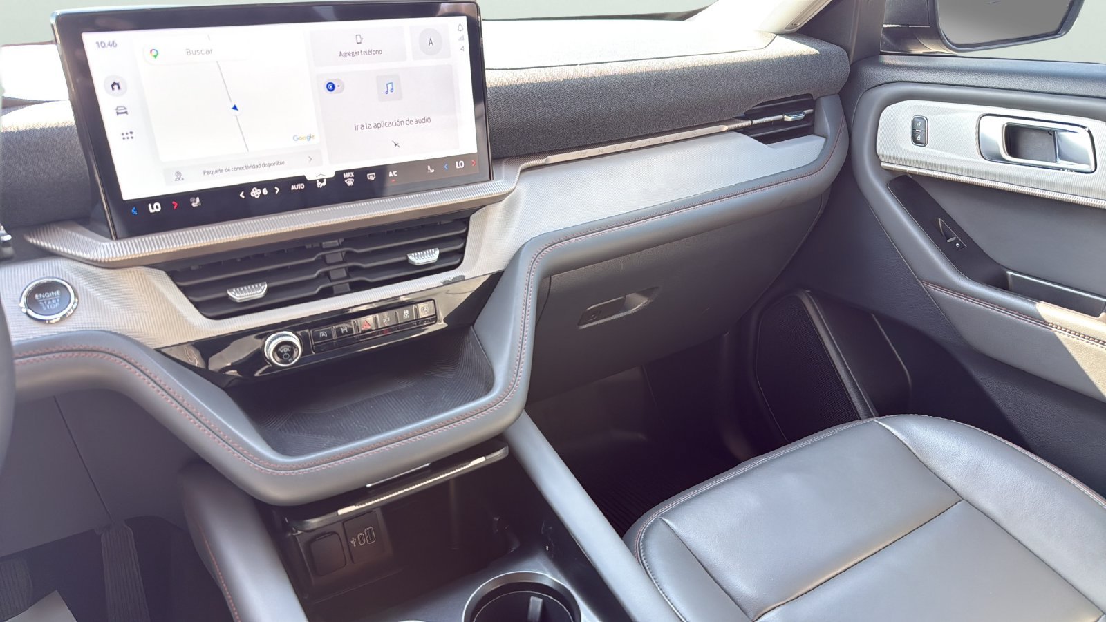 Certified 2025 Ford Explorer Active w/ Active Comfort Package RWD image 19