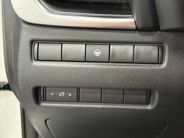 Used 2021 Nissan Rogue SV AWD/4WD image 15