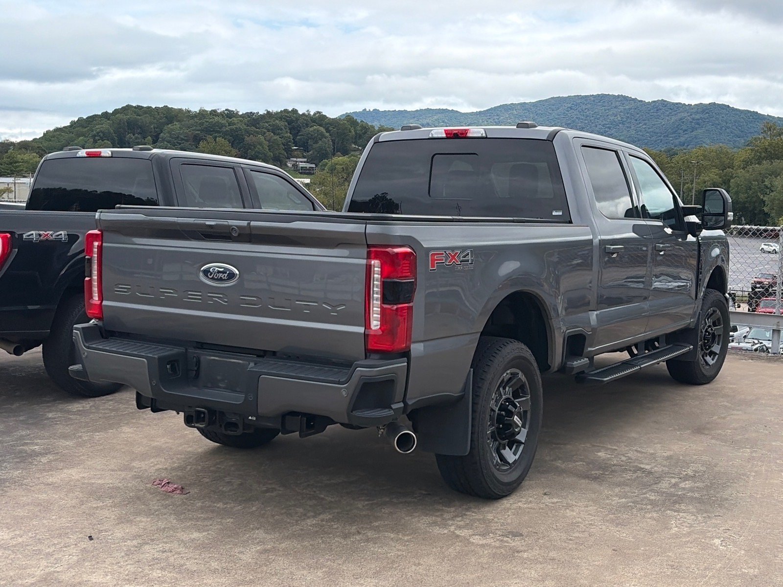 Certified 2024 Ford F250 Lariat w/ Sport Appearance Package AWD/4WD image 3