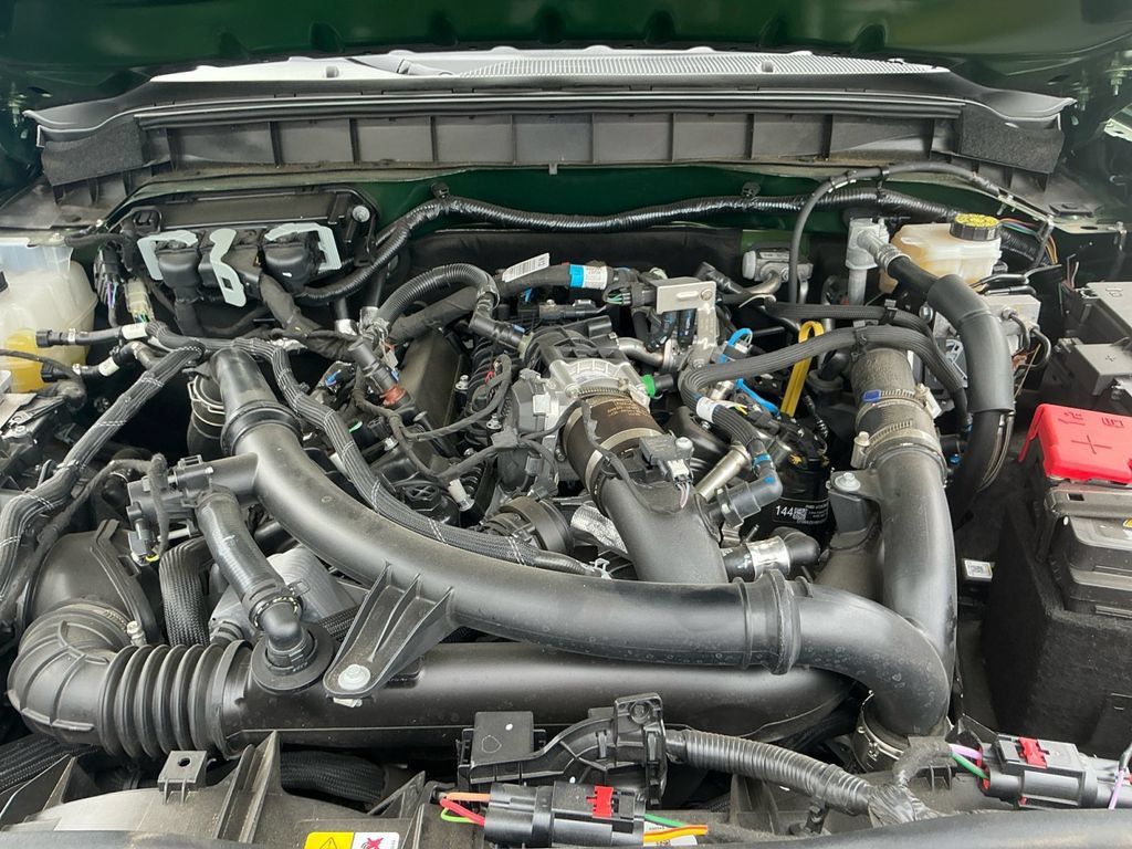 Certified 2025 Ford Bronco Outer Banks AWD/4WD image 25
