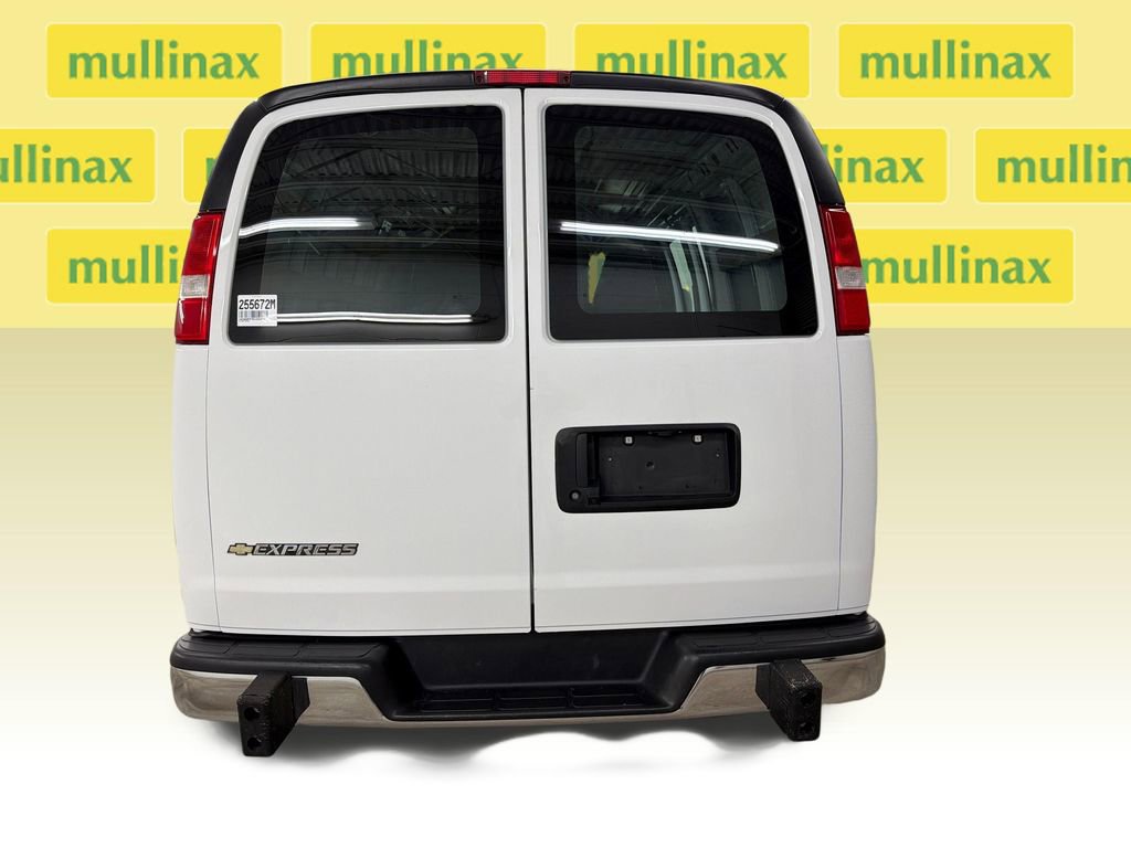 Used 2024 Chevrolet Express 2500 w/ Driver Convenience Package RWD image 14