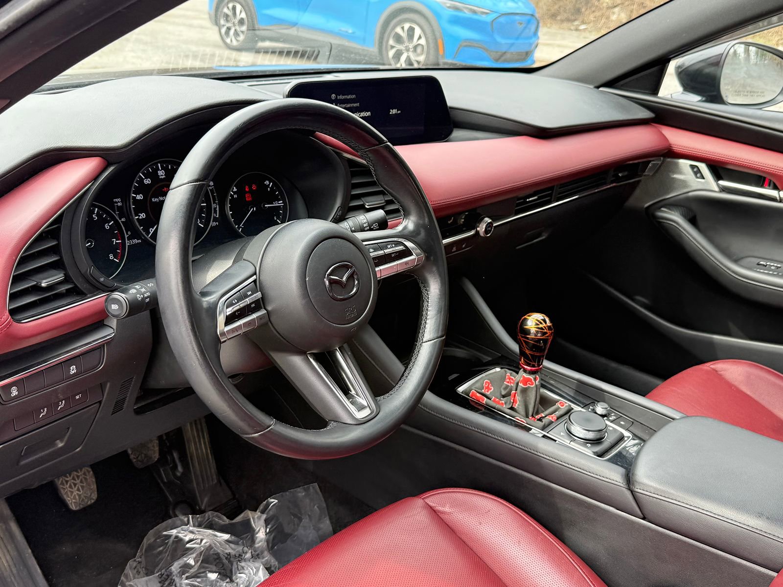 Used 2022 MAZDA MAZDA3 s image 11